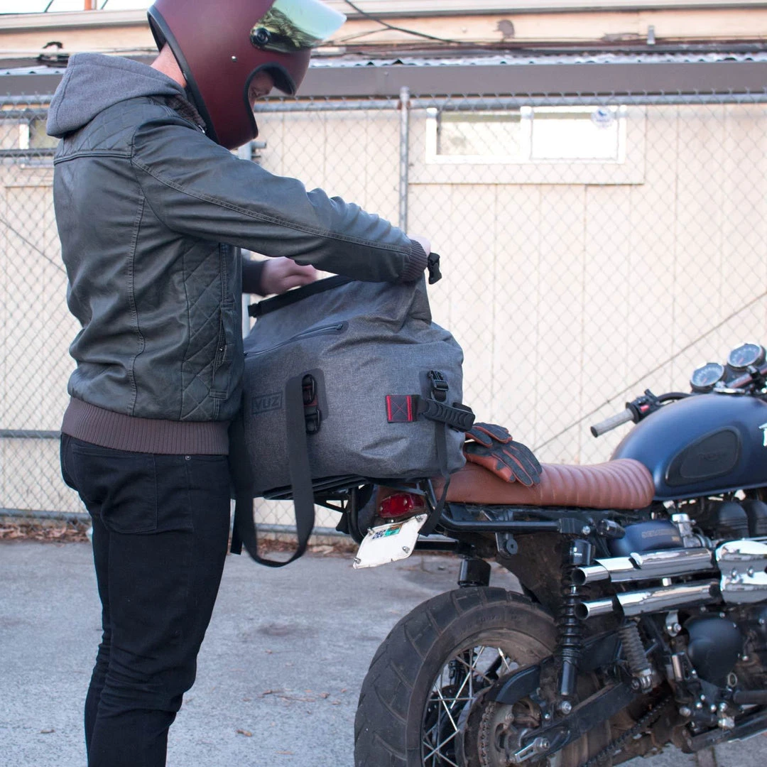 VuzMoto Premium Motorcycle Duffle Bag | 100% Waterproof 13 VuzMoto Premium Motorcycle Duffle Bag | 100% Waterproof